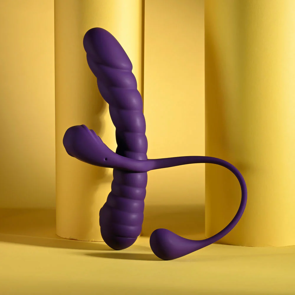 Playboy Pleasure TWISTED PLAYGROUND - Purple USB Rechargeable Vibrator and Cock Ring Kit - Image 6
