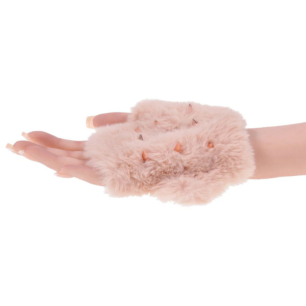 Sex & Mischief Peaches n CreaMe Spiked Sensory Glove - Peach Furry Glove with Metal Spikes - Image 7